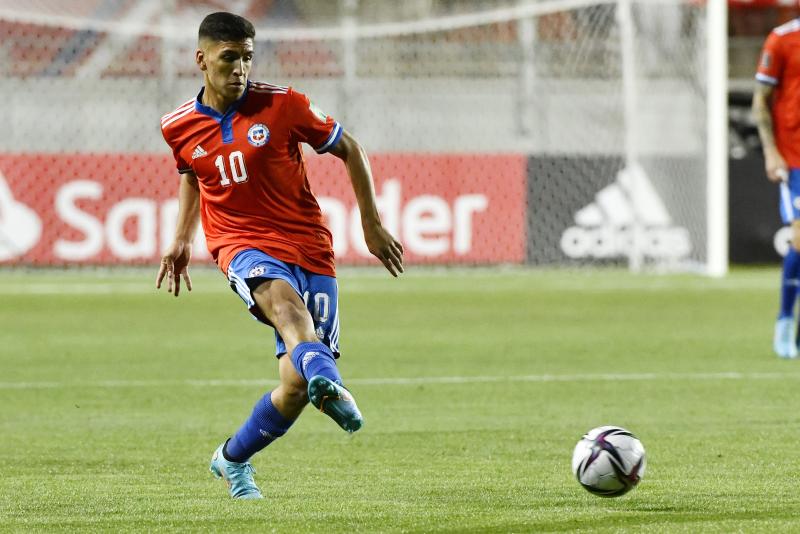 22 años, volante de Universidad Católica