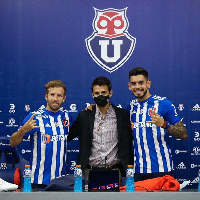 Luis Roggiero en la presentación de Felipe Seymour y José María Carrasco.