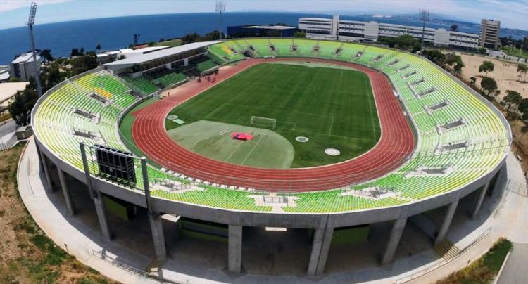 Estadio Elías Figueroa, recinto que si recibiría hinchada de la U