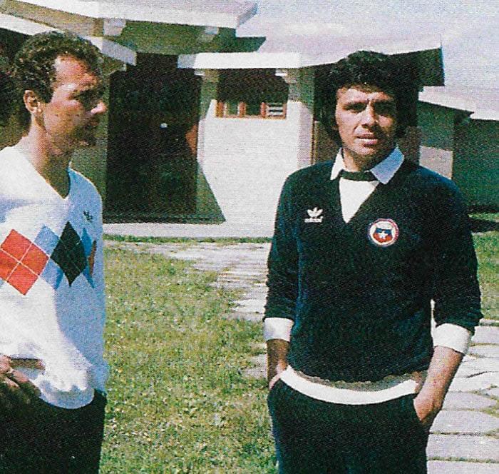 Franz Beckenbauer y Elías Figueroa.