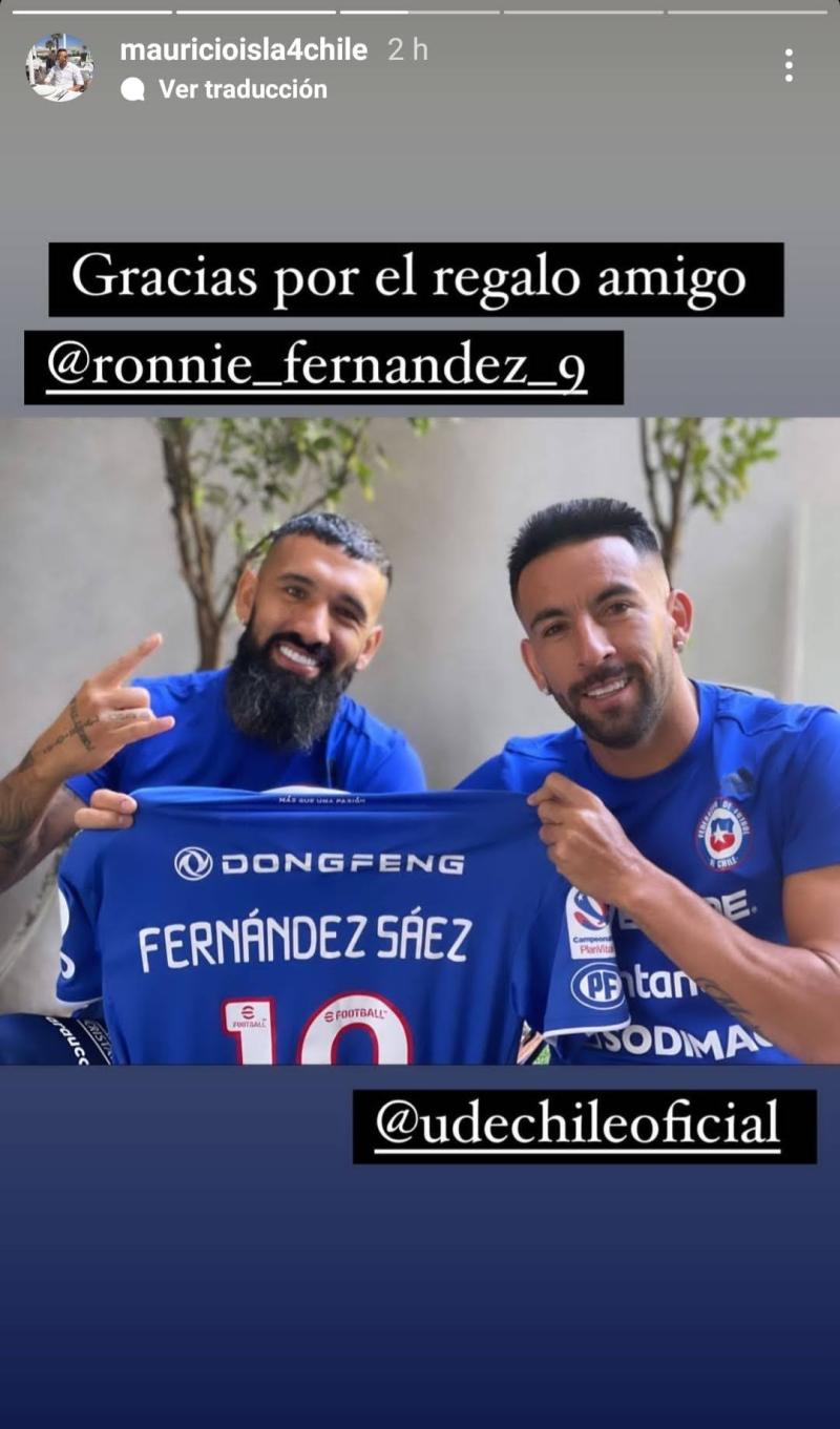 Isla con la camiseta de la U vía Instagram