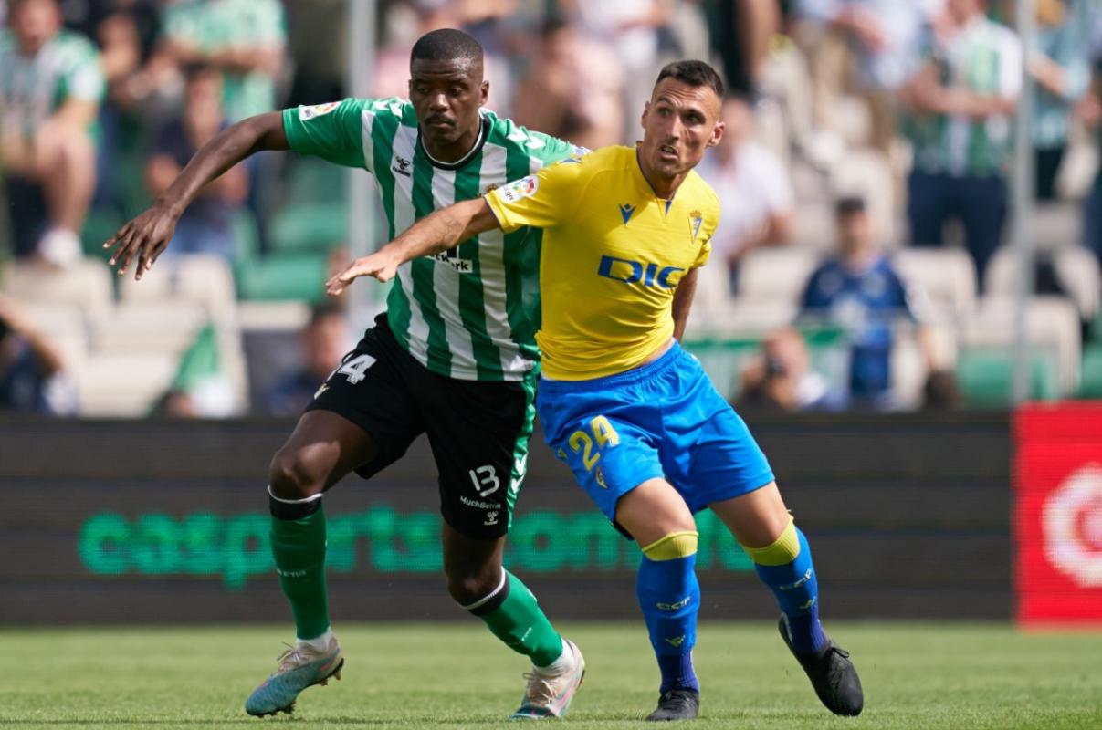 Durísima derrota: Real Betis no pudo de local ante el Cádiz y se diluye ...