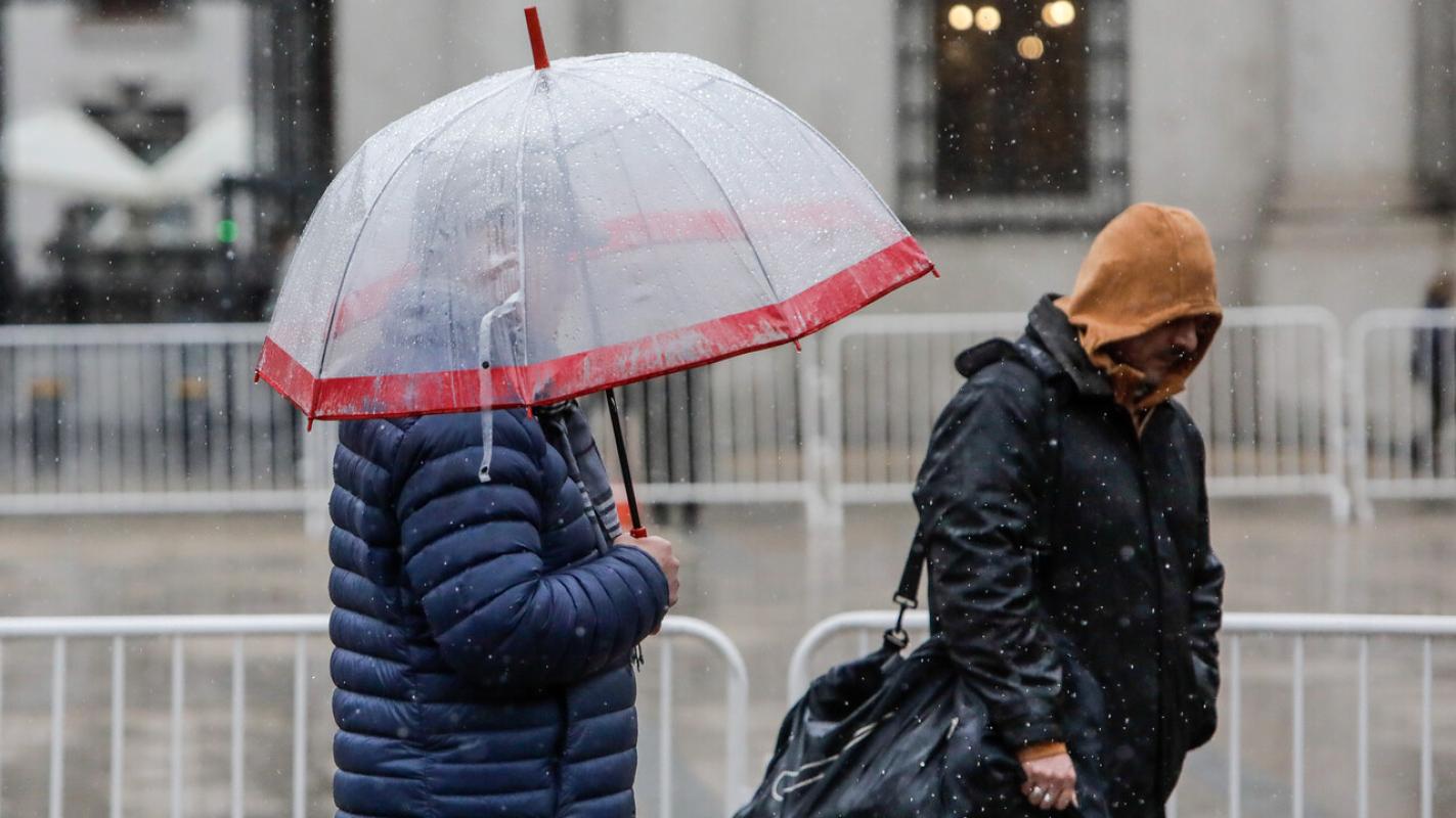 Sistema frontal provoca intensas lluvias y tormentas eléctricas en la zona central de Chile