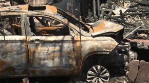 Conductor ebrio impacta vivienda en Paine y provoca incendio: Una familia lo perdió todo