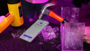 El celular resistente al agua y temperaturas extremas