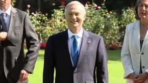 ¿Se acabó la "luna de miel"? Alza de combustibles impacta aprobación de Kast a pocos días de asumir