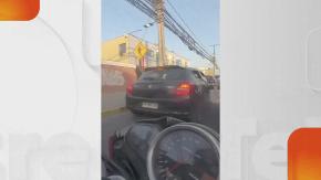 Conductor atropelló a mujer y niño y se dio a la fuga en Quilicura: motociclista lo persiguió y encaró 