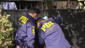 Banda de falsos carabineros asalta vivienda en La Granja y atemoriza a joven