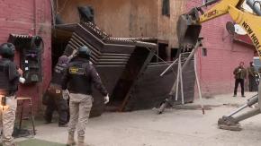 Gobierno anuncia demolición de blocks: destruyen "narcobunker" en Lo Espejo