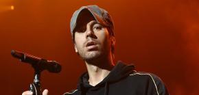 La sorprendente reacción de Enrique Iglesias al verse acechado por una fan La sorprendente reacción de Enrique Iglesias al verse acechado por una fan