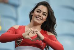 Larissa Riquelme estuvo en Copa América: "No veo mal admirar la belleza de una mujer en un estadio" Larissa Riquelme estuvo en Copa América: "No veo mal admirar la belleza de una mujer en un estadio"