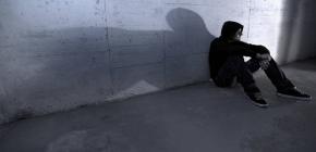 Prevención del suicidio: cómo hablarle a alguien que está pensando en quitarse la vida Prevención del suicidio: cómo hablarle a alguien que está pensando en quitarse la vida