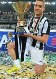 Ex jugador de Juventus delató a Pirlo y Buffon y cuenta cuando los pilló fumando en el baño Ex jugador de Juventus delató a Pirlo y Buffon y cuenta cuando los pilló fumando en el baño