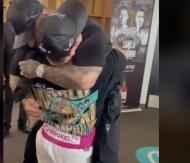 "Muchas felicidades": el "Canelo" Álvarez confirmaría embarazo de novia de J Balvin "Muchas felicidades": el "Canelo" Álvarez confirmaría embarazo de novia de J Balvin