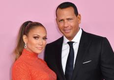 Jennifer López y Alex Rodríguez terminan su romance poco antes de su boda Jennifer López y Alex Rodríguez terminan su romance poco antes de su boda