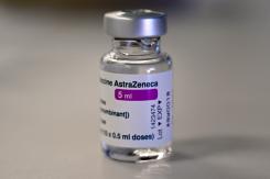 AstraZeneca dice que su vacuna es 76% efectiva tras actualizar sus datos AstraZeneca dice que su vacuna es 76% efectiva tras actualizar sus datos