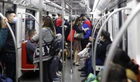 “Más restricciones a los permisos”: Paris prepara nuevas medidas por alza de casos COVID-19 “Más restricciones a los permisos”: Paris prepara nuevas medidas por alza de casos COVID-19