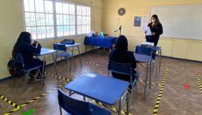 Mineduc: el 2,25% de los colegios que retomaron clases presenciales registraron brotes de COVID-19 Mineduc: el 2,25% de los colegios que retomaron clases presenciales registraron brotes de COVID-19