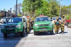 Queman dos furgones tras nuevo ataque incendiario en faena forestal en La Araucanía Queman dos furgones tras nuevo ataque incendiario en faena forestal en La Araucanía