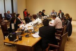 Avanza tercer retiro del 10%: Comisión de Constitución despacha proyecto a la sala del Senado Avanza tercer retiro del 10%: Comisión de Constitución despacha proyecto a la sala del Senado
