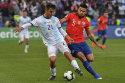 "¿Cuántos seguidores tienes?": así terminó jugador chileno encontrón con Argentina en Copa América "¿Cuántos seguidores tienes?": así terminó jugador chileno encontrón con Argentina en Copa América