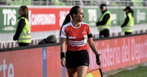 Superclásico histórico: por primera vez una mujer será jueza asistente entre Colo Colo y la U Superclásico histórico: por primera vez una mujer será jueza asistente entre Colo Colo y la U