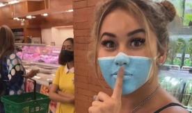 Cancelan pasaporte de influencer que se pintó una mascarilla para pasearse por un centro comercial Cancelan pasaporte de influencer que se pintó una mascarilla para pasearse por un centro comercial