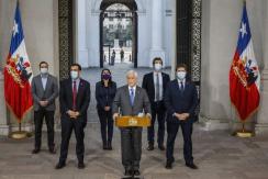 Crónica de una derrota: horas de desconcierto en Chile Vamos y ausencia de plan B ante fallo del TC Crónica de una derrota: horas de desconcierto en Chile Vamos y ausencia de plan B ante fallo del TC