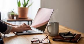 ¿En qué debo fijarme para elegir un escritorio de teletrabajo? ¿En qué debo fijarme para elegir un escritorio de teletrabajo?