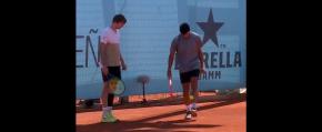 Cristian Garín se roba las miradas en Madrid con sus habilidades futbolísticas