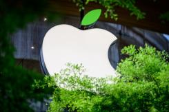Apple contrató a un ex ejecutivo de Facebook y fue despedido a los dos días por "misógino" Apple contrató a un ex ejecutivo de Facebook y fue despedido a los dos días por "misógino"