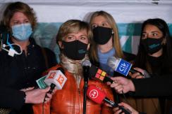 Matthei se baja de la carrera presidencial: "Aportaré más desde una municipalidad" Matthei se baja de la carrera presidencial: "Aportaré más desde una municipalidad"