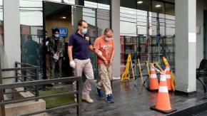 PDI detiene a hombre que agredió a su pareja con discapacidad verbal y auditiva en la vía pública PDI detiene a hombre que agredió a su pareja con discapacidad verbal y auditiva en la vía pública