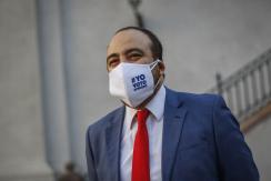 Fuad Chahin renuncia a presidencia de la DC tras jornada marcada por polémica en la Junta Nacional Fuad Chahin renuncia a presidencia de la DC tras jornada marcada por polémica en la Junta Nacional