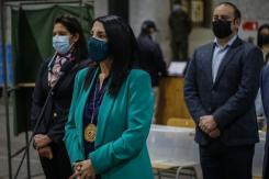 Ministra Rubilar inicia cuarentena preventiva por contacto estrecho de COVID-19 Ministra Rubilar inicia cuarentena preventiva por contacto estrecho de COVID-19