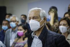 "Sin vetos ni divisiones": PPD se abre a primarias con el PC y el FA "Sin vetos ni divisiones": PPD se abre a primarias con el PC y el FA