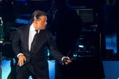 Biógrafo de Luis Miguel aseguró que madre del cantante "murió en Madrid en 1986" Biógrafo de Luis Miguel aseguró que madre del cantante "murió en Madrid en 1986"