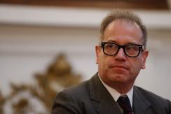 Tomás Jocelyn-Holt anuncia nueva candidatura presidencial Tomás Jocelyn-Holt anuncia nueva candidatura presidencial
