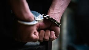 Detienen a hombre que contrató a sicario para asesinar a la ex novia que terminó con él Detienen a hombre que contrató a sicario para asesinar a la ex novia que terminó con él