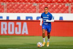 El solitario entrenamiento de Alexis Sánchez en Juan Pinto Durán tras sumarse a La Roja El solitario entrenamiento de Alexis Sánchez en Juan Pinto Durán tras sumarse a La Roja