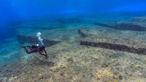 Yonaguni: la misteriosa "ciudad" sumergida de Japón Yonaguni: la misteriosa "ciudad" sumergida de Japón