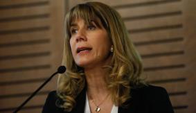 Rincón dice que anuncio de Matrimonio Igualitario fue "para sacar el foco de temas urgentes" Rincón dice que anuncio de Matrimonio Igualitario fue "para sacar el foco de temas urgentes"