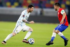 "Qué suerte la de Messi por tener tan cerca a Jean Meneses": El divertido saludo de León a La Roja "Qué suerte la de Messi por tener tan cerca a Jean Meneses": El divertido saludo de León a La Roja