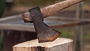 Con hacha y mancuernas: Padre e hijo matan a dos ladrones que ingresaron a robar a su campo Con hacha y mancuernas: Padre e hijo matan a dos ladrones que ingresaron a robar a su campo