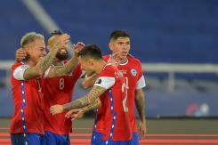 ¿Brereton o Pinares?: La posible formación de Chile para enfrentar a Bolivia por Copa América ¿Brereton o Pinares?: La posible formación de Chile para enfrentar a Bolivia por Copa América