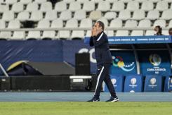 La Roja suspende entrenamiento y habrá conferencia de prensa durante la tarde La Roja suspende entrenamiento y habrá conferencia de prensa durante la tarde