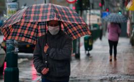 Vuelven las precipitaciones: ¿A qué hora y dónde lloverá este miércoles en Santiago? Vuelven las precipitaciones: ¿A qué hora y dónde lloverá este miércoles en Santiago?
