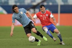 Quita y toca: la impecable labor de Medel en La Roja que lo sitúa entre los mejores de Copa América Quita y toca: la impecable labor de Medel en La Roja que lo sitúa entre los mejores de Copa América
