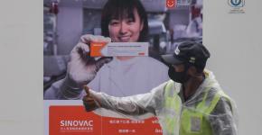 Italia pone de ejemplo a Chile para plantear sus dudas sobre la vacuna Sinovac Italia pone de ejemplo a Chile para plantear sus dudas sobre la vacuna Sinovac