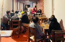 Detienen 25 personas en un local de Santiago mientras veían la Copa América Detienen 25 personas en un local de Santiago mientras veían la Copa América